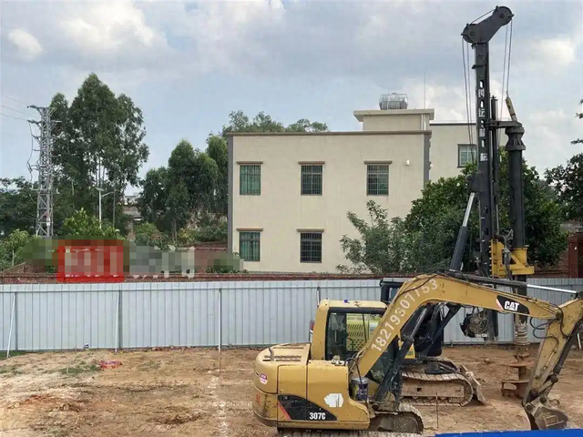 全红婵家建房最新情况：施工受阻，邻居仍不肯砍树，现场照片曝光
