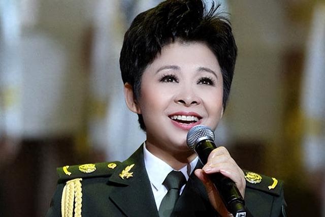 董文华不再沉默，揭露了曾经被“封杀”的原因，原来我们都错怪她