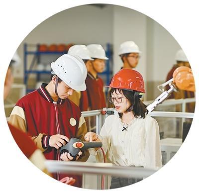 英语优化设计选修三（综合高中如何拓宽成才路）