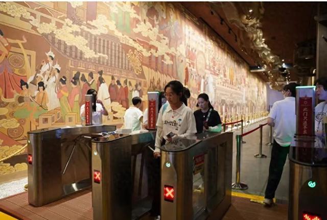 宠客升级！应天门一层序厅免费开放……