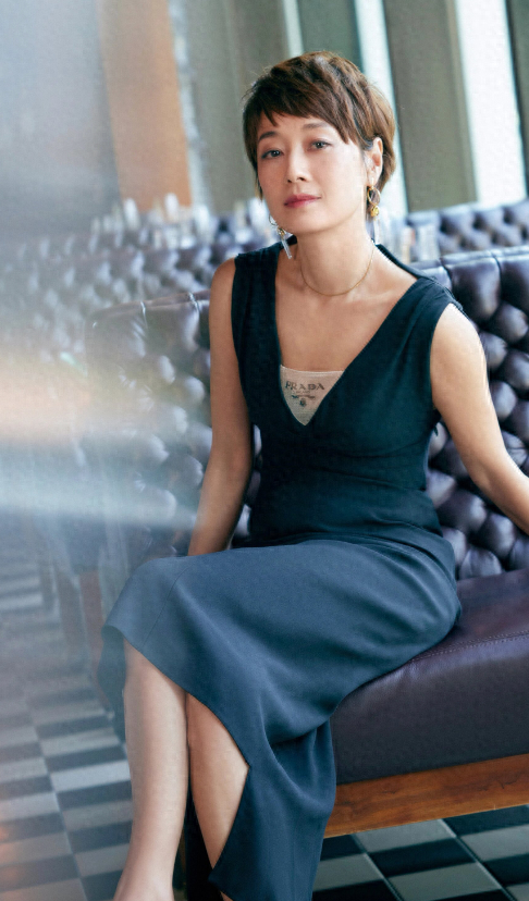 官媒发文，高调官宣49岁马伊琍喜讯，全网恭喜，终于等到这一天