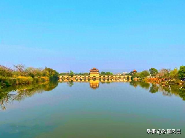 发现一个人少且便宜的避暑小城！高铁直达！国家地理推荐了18年！