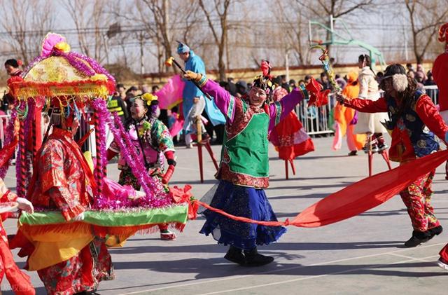 三河非物质文化遗产:（1）孤山庙会（2） 军下庙会 （3）段甲岭庙会