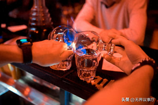 泰国夜场迎全域升级：阿努廷要拆“紧箍咒”，全国营业至凌晨 4 点