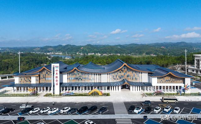 汕梅山间，那方裹着潮客烟火的歇脚处