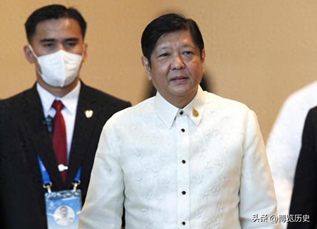 马科斯贪腐250亿曝光，密密麻麻的行李箱塞满现金	，送往亲戚家中