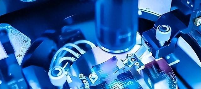 哈尔滨工业大学突破的不是光刻机技术，外媒：中芯国际“赢麻”了