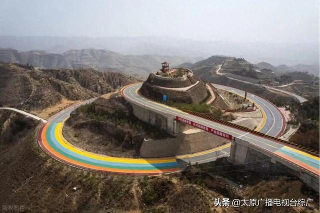 秋日自驾山西必冲！三条“一号公路”解锁三晋视觉盛宴