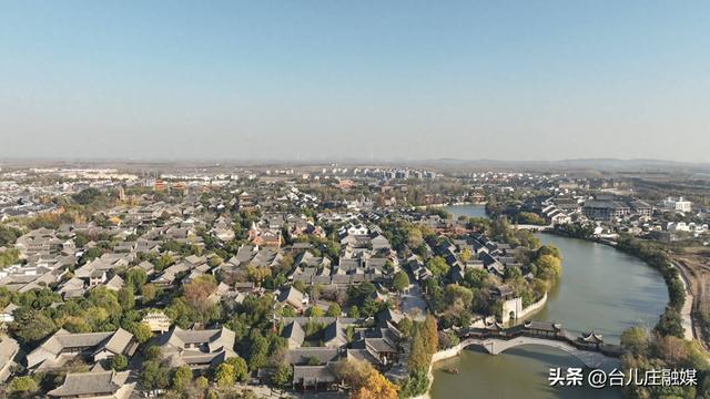 台儿庄：运河波光映古城，两岸公园绘新景