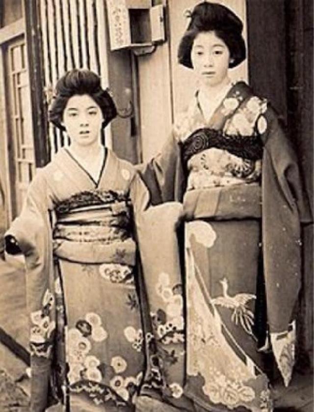 日本投降后，留在东北的12万日本女人，最终都哪去了？