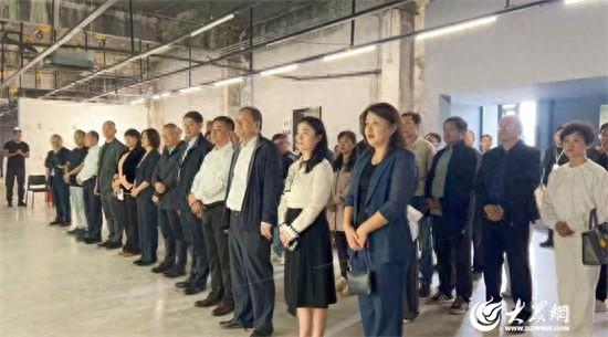 炉火不熄 万物共生：2025博山琉璃双年展盛大启幕