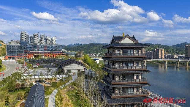 洪江文旅新地标屈子江阁建成 9月中旬向游客开放