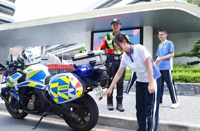 为啥全国交警要改名？背后的深层原因是什么？