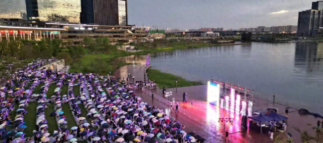 郑州周末好去处推荐！乐队表演、音乐喷泉、看篮球联赛……