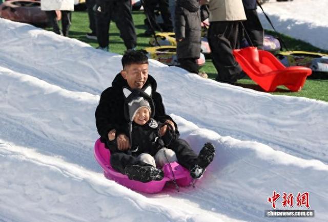 宁夏银川：乐享雪趣度周末