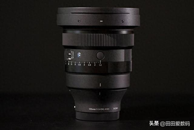 夜摄旗袍人像实战！ Sigma 135mm F1.4 DG Art 评测 | 中远摄亮瞳散景镜王