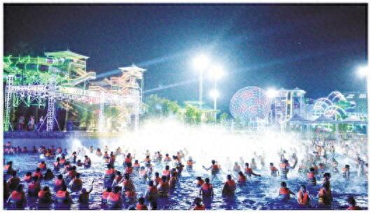 花样新“夜”态 燃动“夜经济” 潍坊滨海区特色文旅激发消费新活力