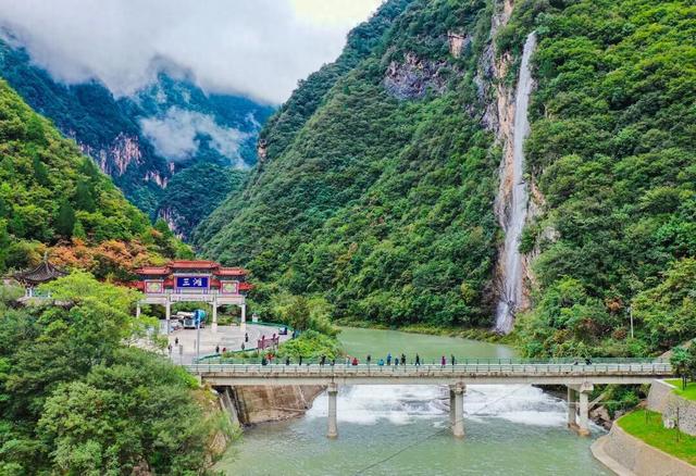 赵山、邹本伟、燕海潮徽县风光摄影作品