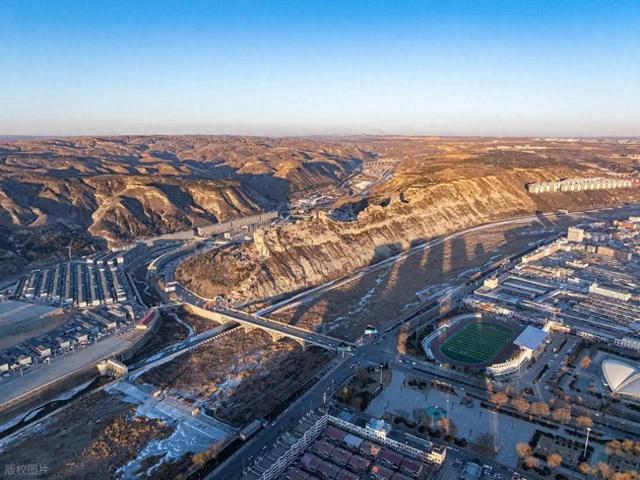 我国唯一地处五省交界的城市，历来低调，却被称为“中国科威特”