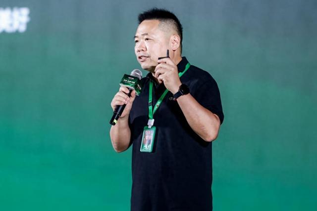 “不做所有人的75分，只做少数人的120分”  梁昌霖不想“卷”了，叮咚买菜能破局“小而美”吗？