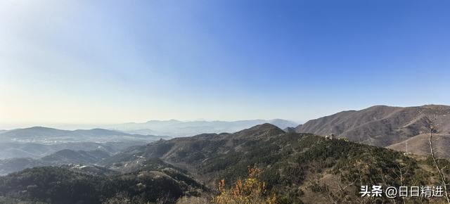 爬北京香山，走不一样的路线，既有挑战又轻松，收藏备用。