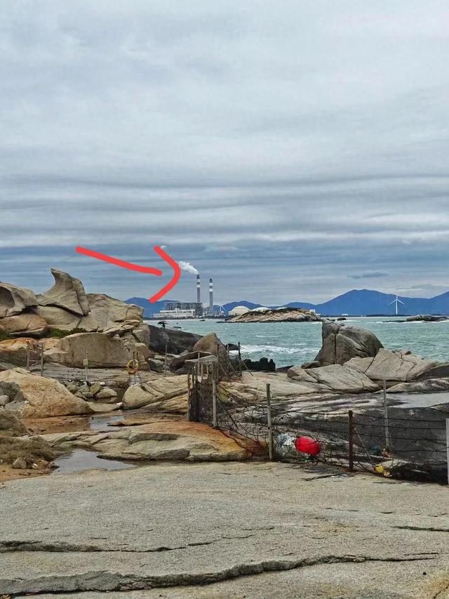 一座被潮汐反复雕刻且像一块被海水打磨千年的城市粤N广东汕尾市