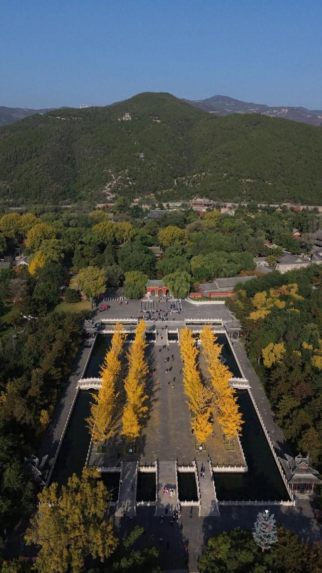 【文明旅游】太原：秋染晋祠｜当千年古建染上斑斓秋色