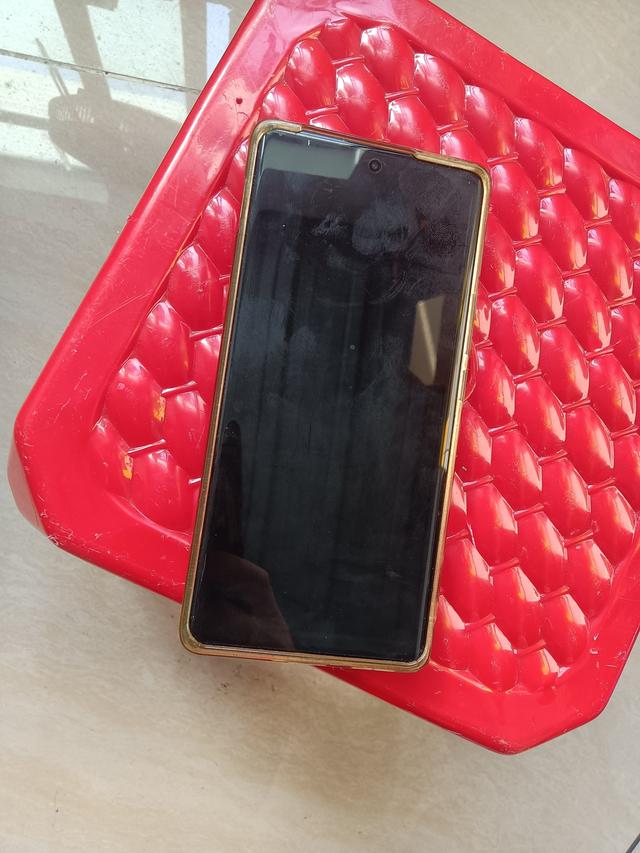 解决手机死机的三个方法（手机卡死别重启这样清理）