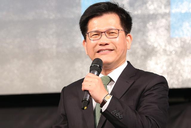 菲律宾摊上事了，中方发大火，已通知后果自负，菲坐滩船迎来结局