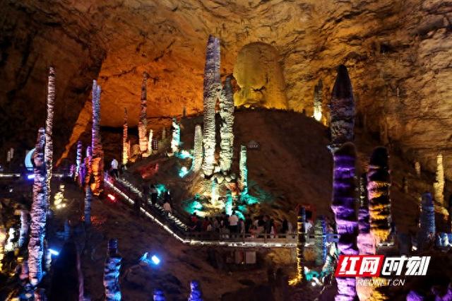 国庆游张家界｜黄龙洞景区在平稳有序中迎来“双节”旅游接待首高峰