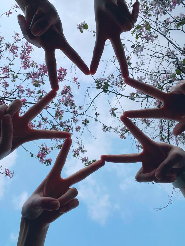 朋友相聚的经典句子（好朋友见面的朋友圈文案）