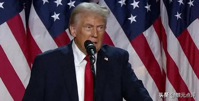 泼完中国脏水不到24小时，特朗普亮史上最大战舰，或又一空头支票