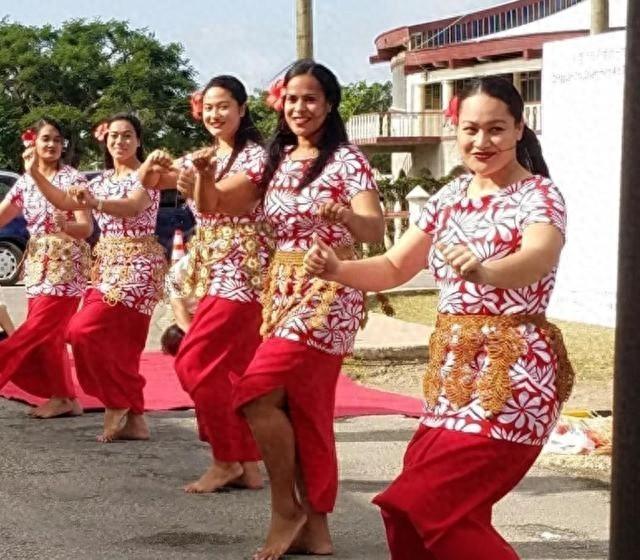 太平洋上小岛国：仅11万人，女性都很丰满，男人还能娶两个老婆