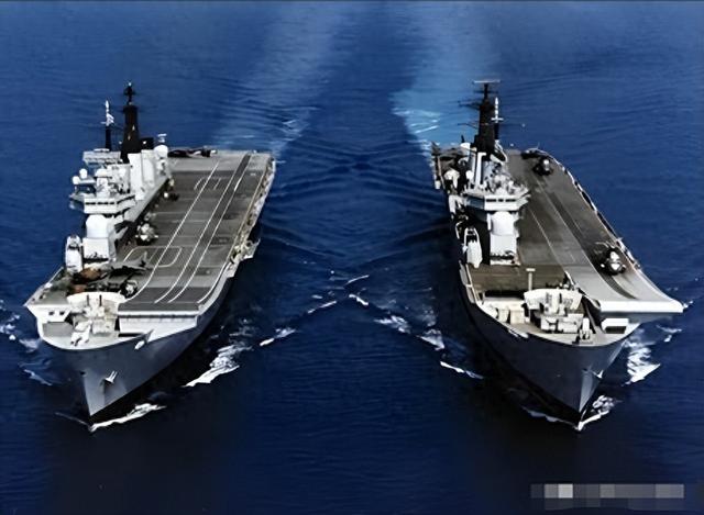又让张召忠说中了？东拼西凑550亿建的2艘航母	，如今彻底成为累赘