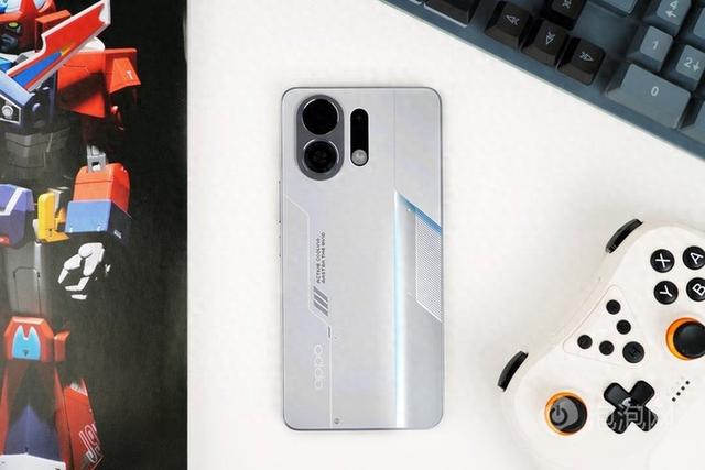 千元机也有旗舰级主动散热！游戏玩家首选OPPO K13 Turbo系列