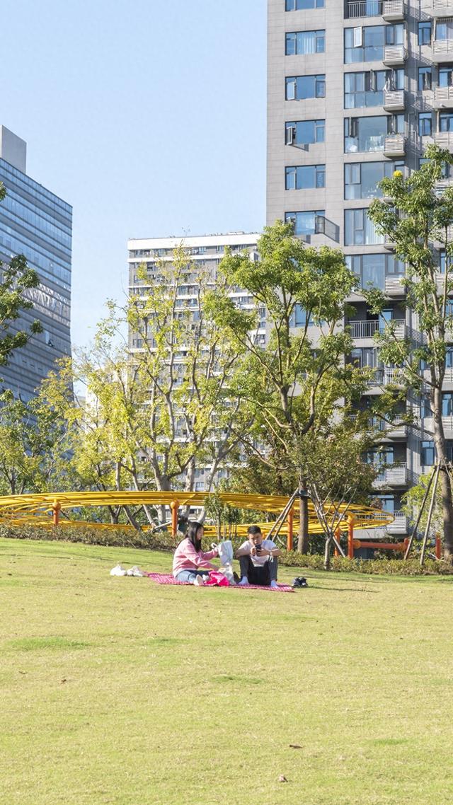汉广海棠公园：闻着花香与草木气息