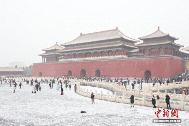 雪中故宫再上热搜 建院百年盛景动人