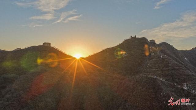 冬日长城 晨景如画