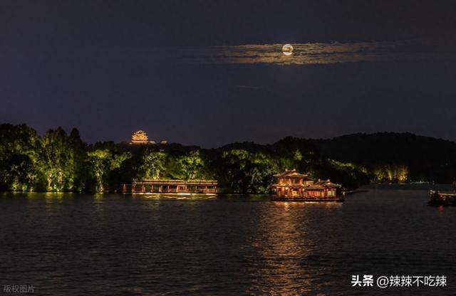中国最具特色的中秋城市：传统与现代的交响乐章
