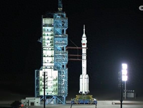 祝贺！神舟二十一号载人飞船发射取得圆满成功