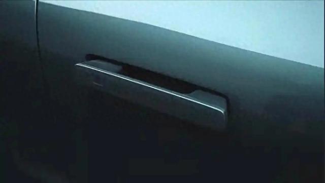 全隐藏式门把手要凉？新规卡死后，特斯拉奔驰都得改