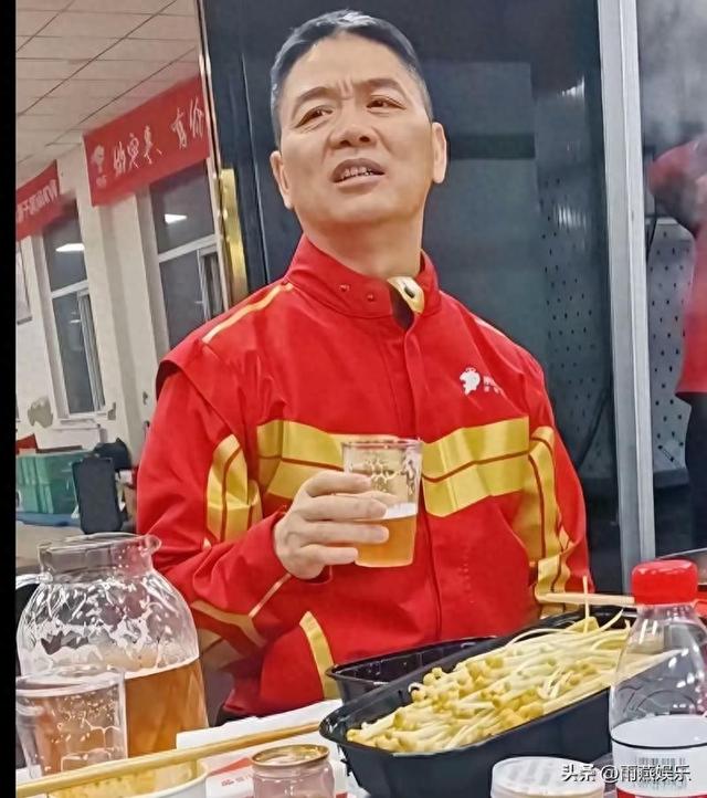 京东CEO回老家逛折扣超市？刘强东的‘宿迁寻宝记’火了！”
