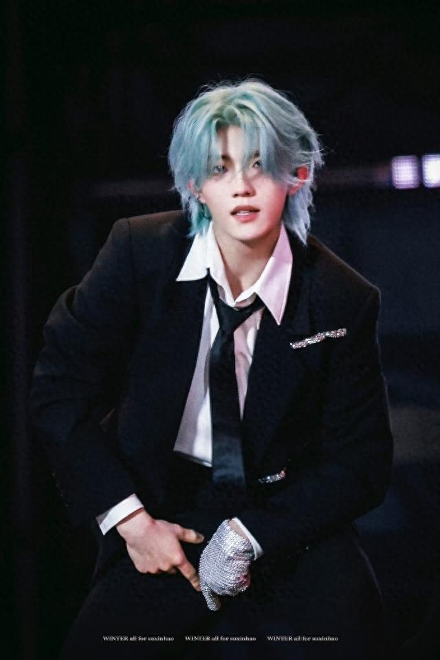 优化大师绿色发色（苏新皓薄荷绿发色 韩系氛围感拉满）