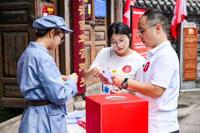 安全卫士出发！带您解锁来自中国红军城的“文旅应急技能盲盒”
