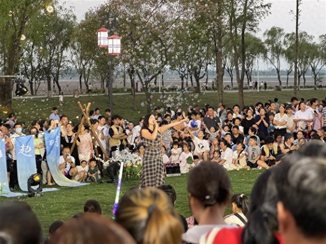 平顶山全面激活“夏日经济” 工业城市焕发新魅力