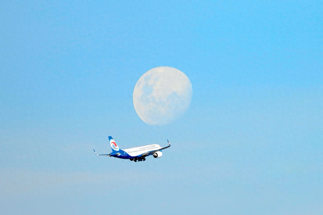 万米高空赏圆月 速看这份中秋赏月航班指南