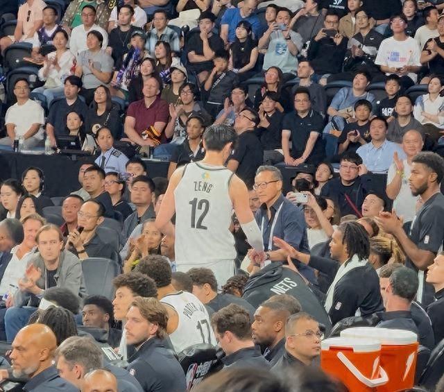 林书豪：曾凡博已经是第二次冲击NBA，不用忧虑拼着去打就行了