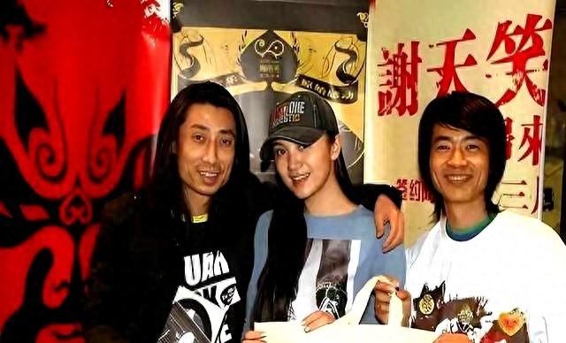 被张颂文捏胸，和胡军车震，情史混乱的她，43岁靠实力洗白