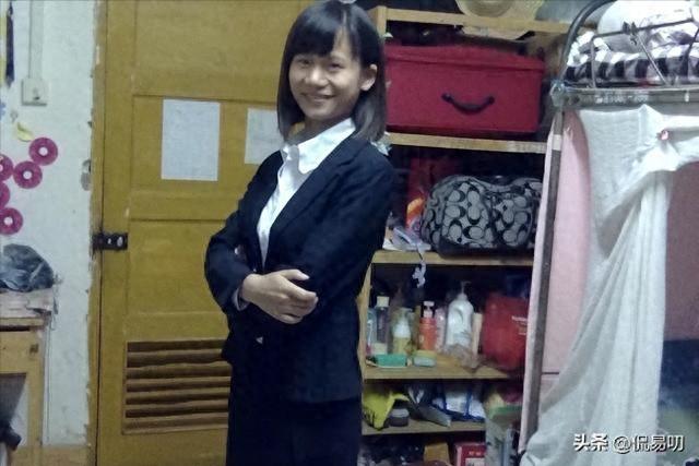 小女孩逃脱攻略（花腰女孩逃离市）