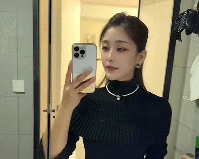 传安徽“女神”卡友王迪去世，仅37岁，友人称缘由，名下三辆德龙